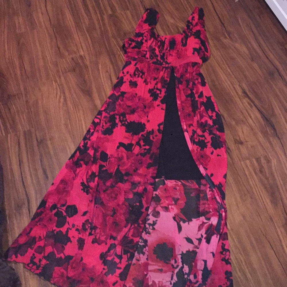 Floral red low high plus size